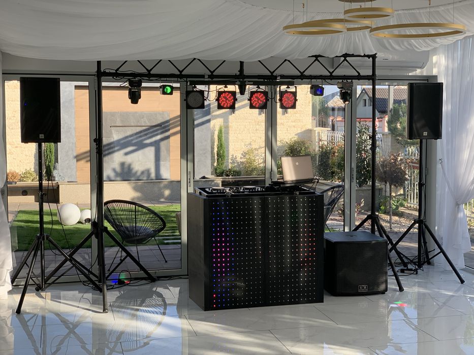 DJ Brasov, sonorizare pentru orice tip de eveniment, cabina foto