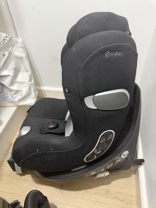 Автокресло cybex