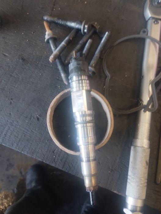 Части втора употреба за товарни автомобили с гаранция Ман ДАФ Мерцедес