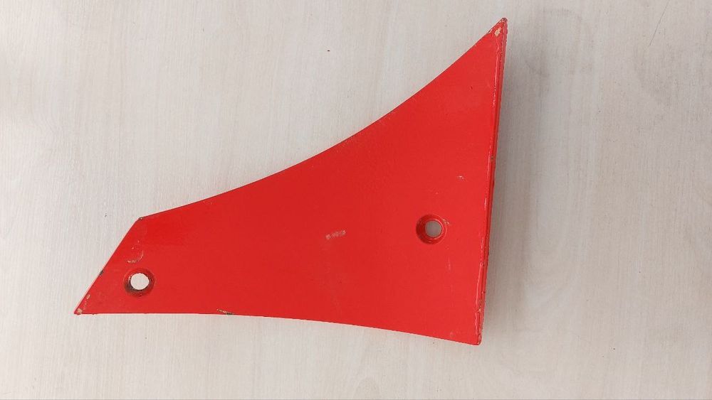 Плуг эхтиёт кисимлар сотилади