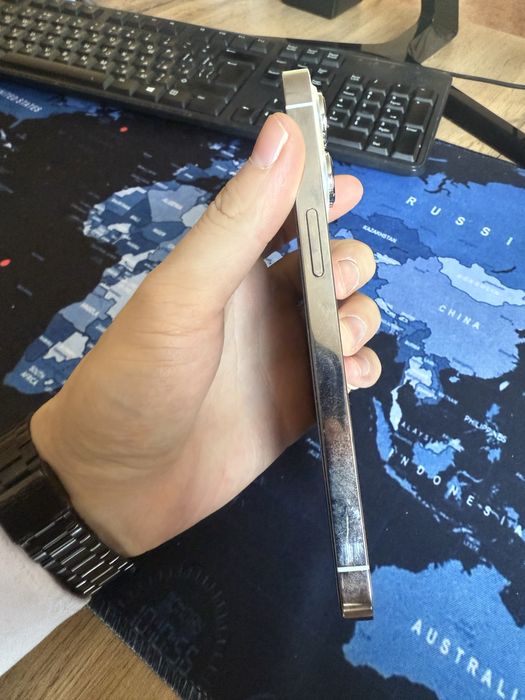 Продам айфон 13 PRO 256 гб