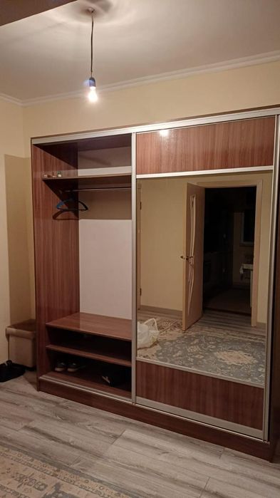 Продам прихожку 100000т