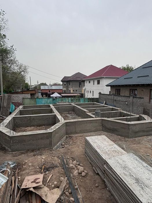 Заливаем бетон фундамент