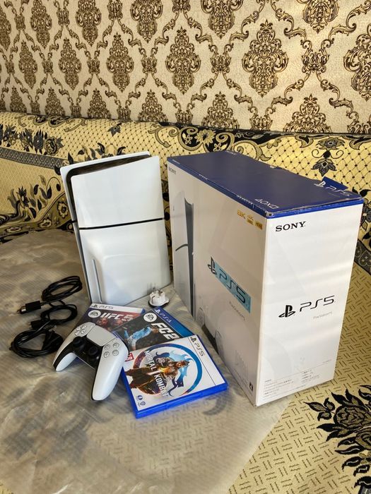 Почти новые Плейстешн 5