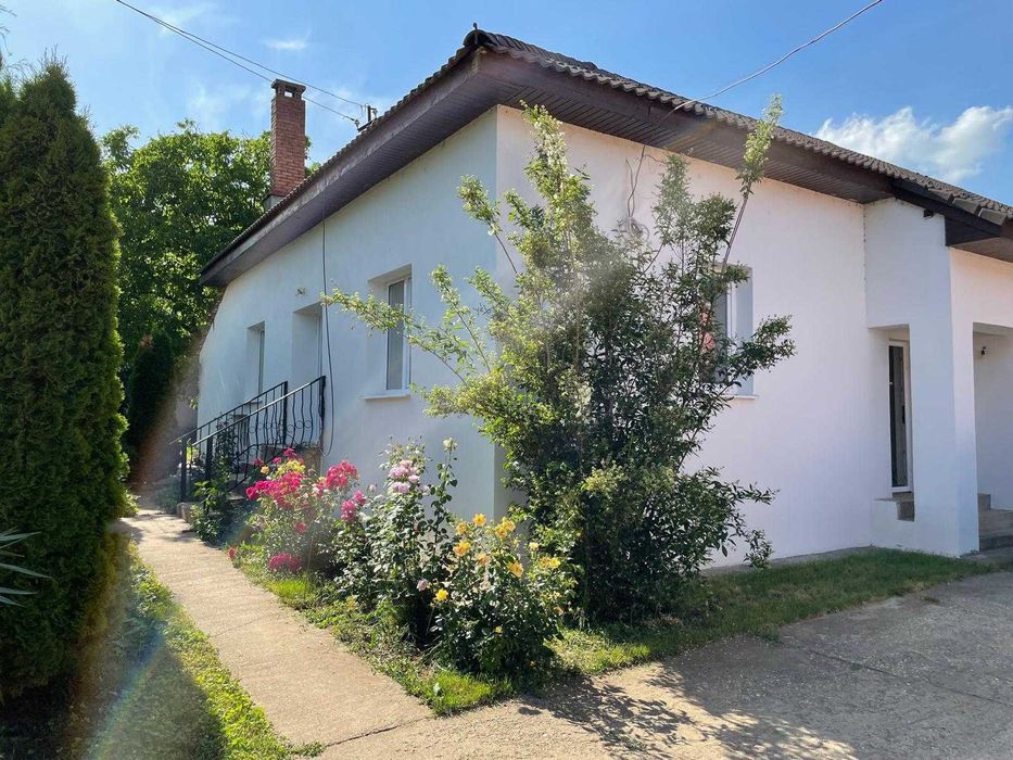 Proprietar vand casa moderna Cioroiasi