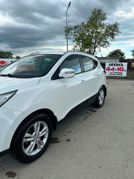HYUNDAI ix35 2013 — imagine 3