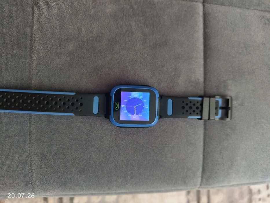 Продам детские GPS часы