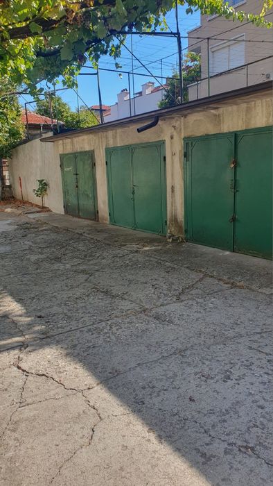 Дава се под наем Гараж / Паркомясто в Пловдив, Централна гара - 15 кв.м за 76.5 € - Снимка #5