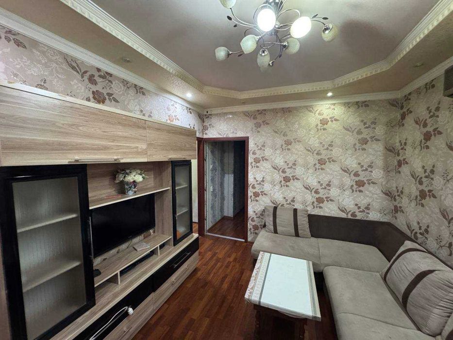 Юнусабад 13 кв 2/3/4 ор-р Мегаполис, Лион магазин. Мебель+техника