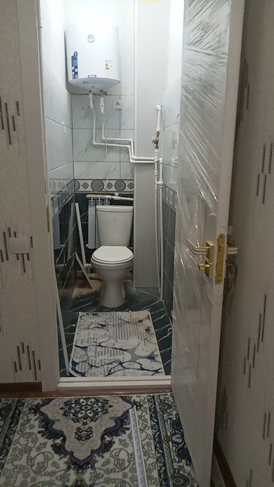 Гулистон . новостройка томонда янги люксовой дом 3 хонали 4- етажида