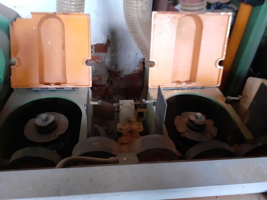 Вайнинг машина за дървена дограма