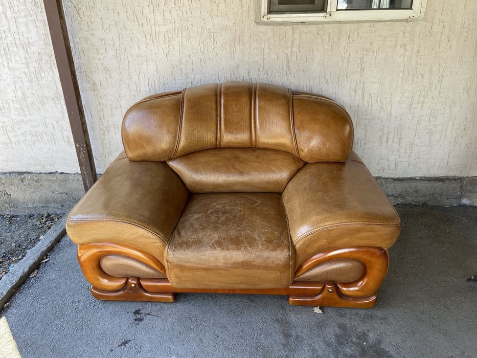 Кожаный диванный комплект (3+2+1)