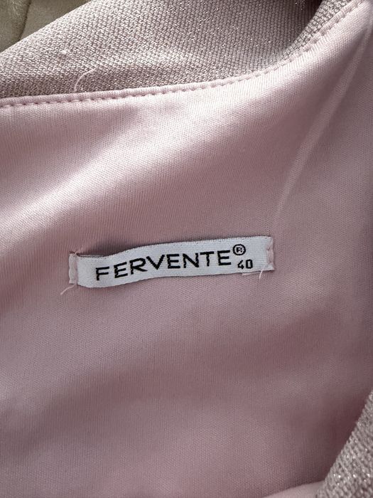 Rochie roz cu sclipici marimea 40