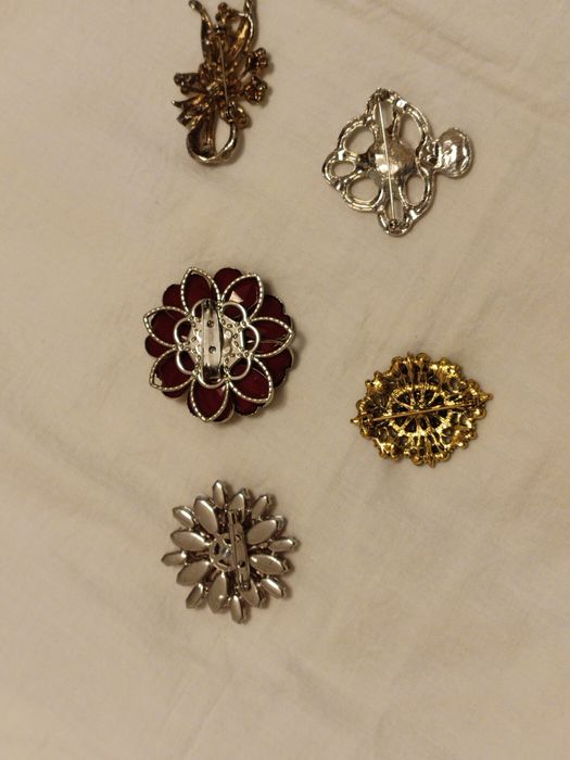 Броши разные красивые