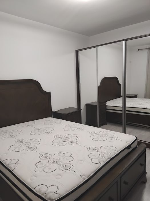 Închiriez apartament