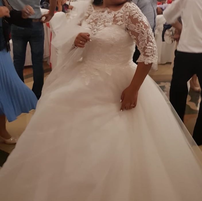 Свадебное платья до 50 размера