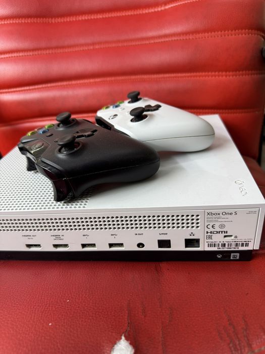 Xbox One S   512 Gb