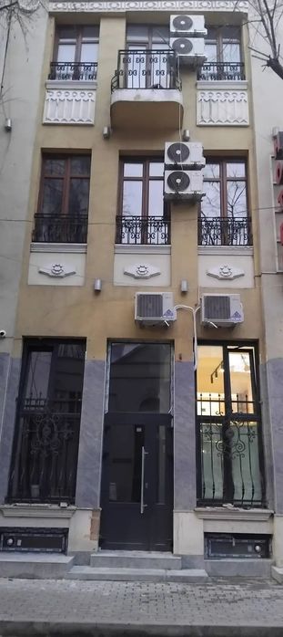 Продава се Къща в Варна, Бизнес хотел - 480 кв.м за 1010 €/кв.м - Снимка #11