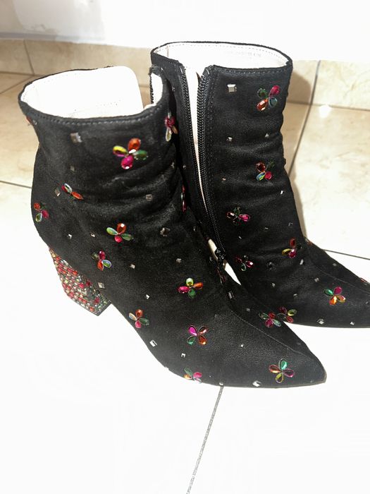 Botine Betsey Johnson