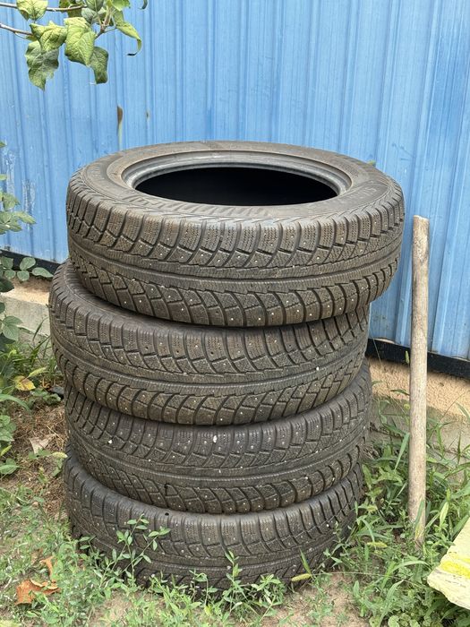 Продаи зимний шины 225/65/17