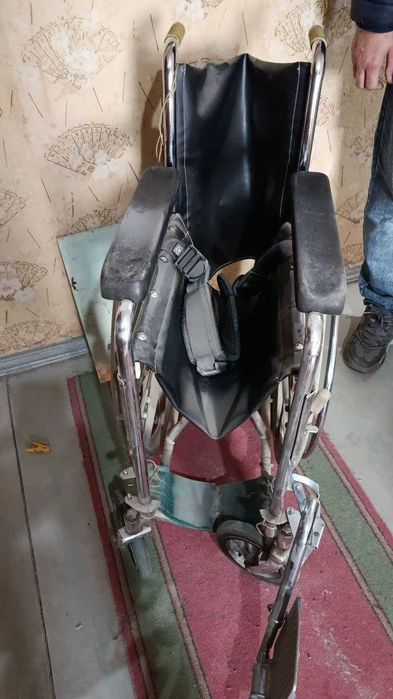 Инвалидная коляска