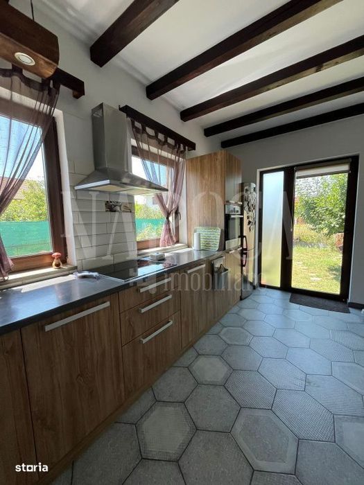 Casa 5 camere de vanzare in Suceagu