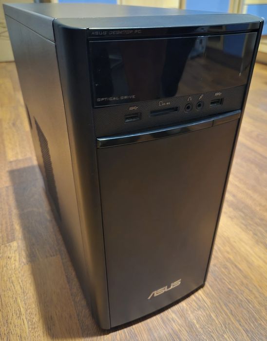 PC+Monitor Intel G3930(gen 7), 8gb ram, GT 730 2gb, SSD 256gb, PS4 pro
