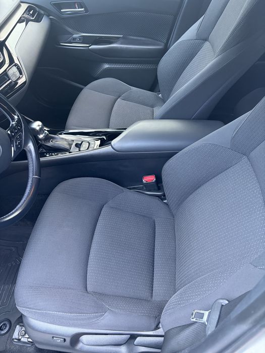 Toyota chr 2019 hybrid