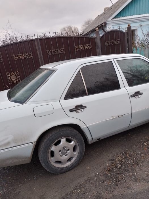 Мердеч бенз 1990