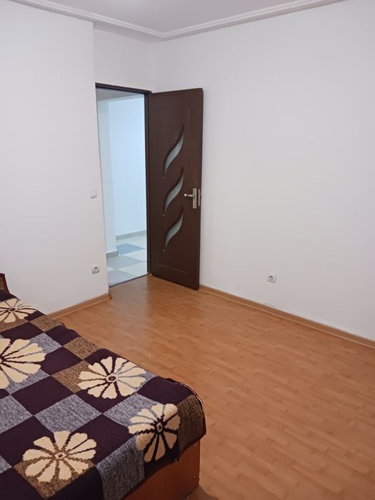 Proprietar vand apartament renovat complet in Braila cu 2 camere cf 1 zona Buzăului cartier Radu Negru — fotografia 3