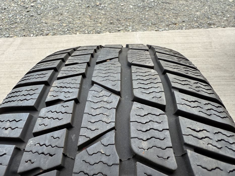 4бр. Зимни Гуми С Борд 215/60R/16 -CONTINENTAL- DOT:2918- 5.7мм+4.2мм