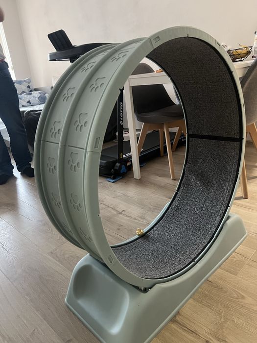 Котешко колело чисто ново