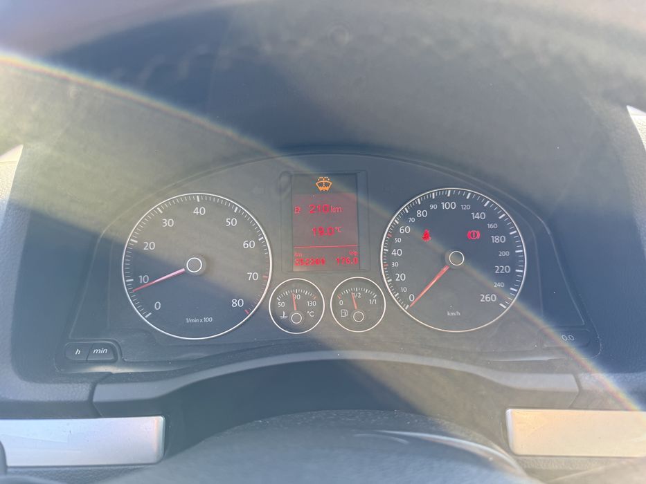 Volkswagen golf 5 benzina