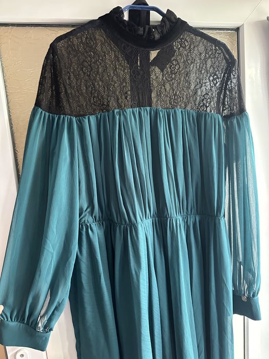 Rochie femei pana la genunchi