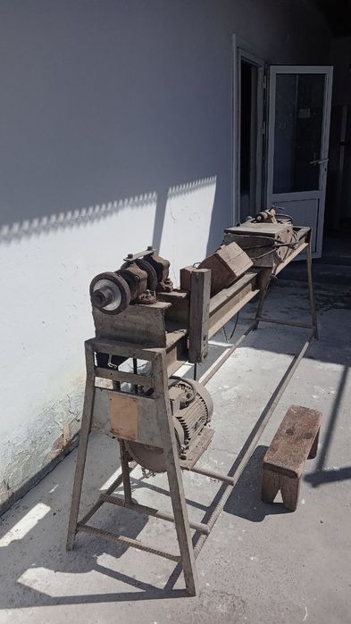 Stanok sotiladi arra tokarni