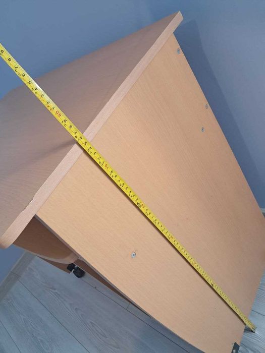 Офис Бюро Много запазено