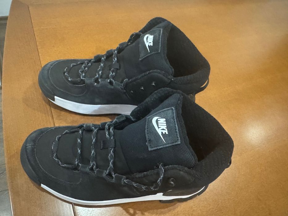 Маратонки Nike citi classic