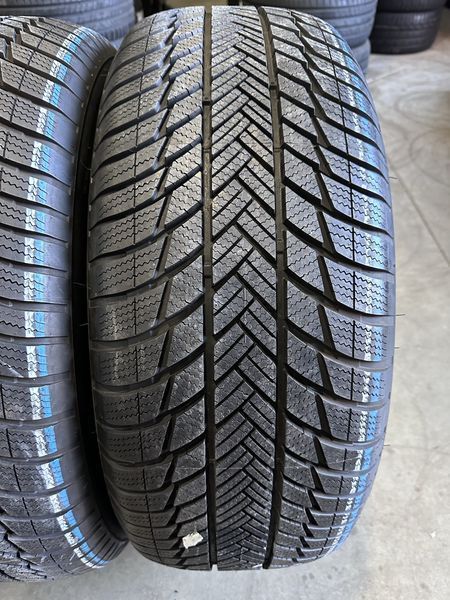 255/55/20 BRIDGESTONE RunFlat 4бр