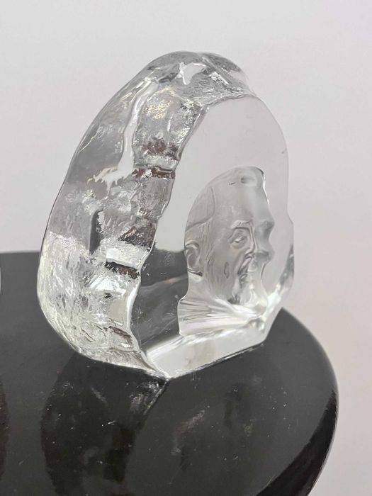 Set 2 fiburine bibelouri cristal Italia statuete bibelou prespapier marcate