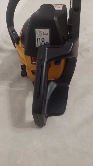 Моторна резачка PARTNER 371