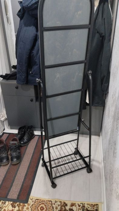 Продам зеркало для прихожии