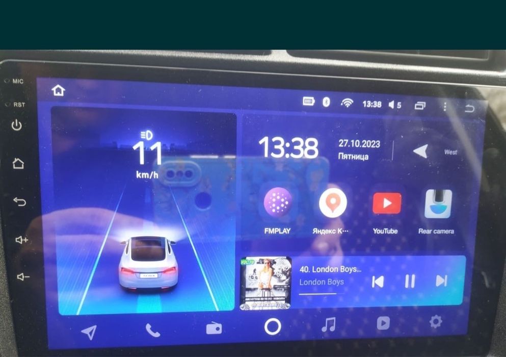 продам андроид экран для машины.