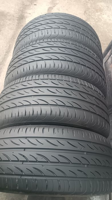 215/45/17 Pirelli