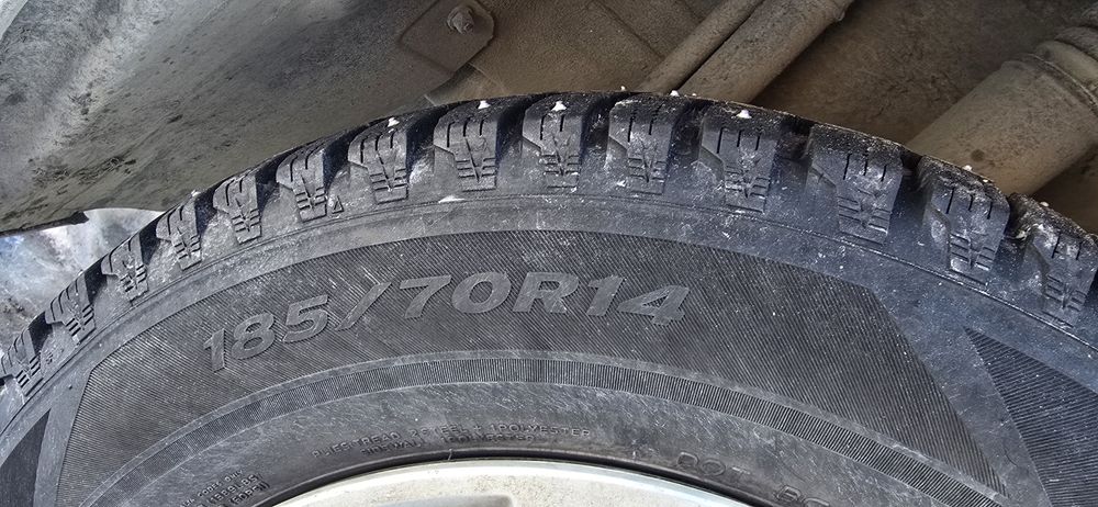 Продам б/у шины не дорого