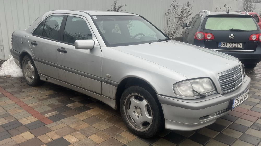 Mercedes Benz C220