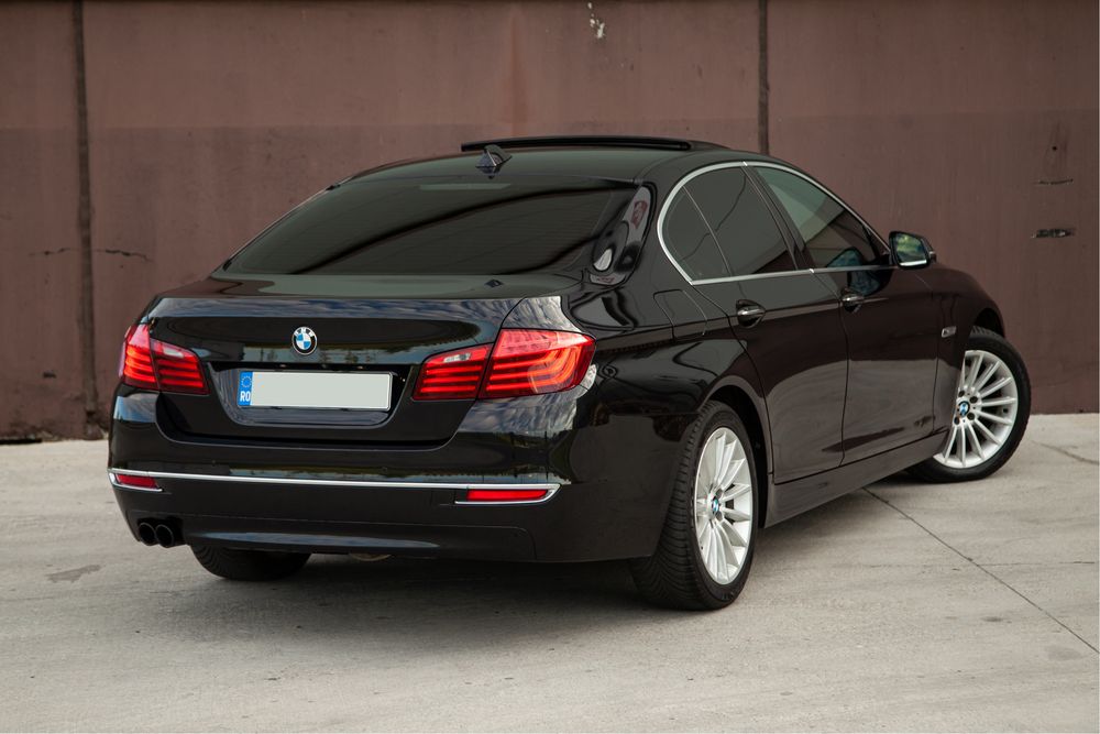 BMW Seria 5 F10 Lci / 530d Automat/ Trapa/ 4 Butoane / Soft close / Camere 360 / 6wb/ Head Up/Variante