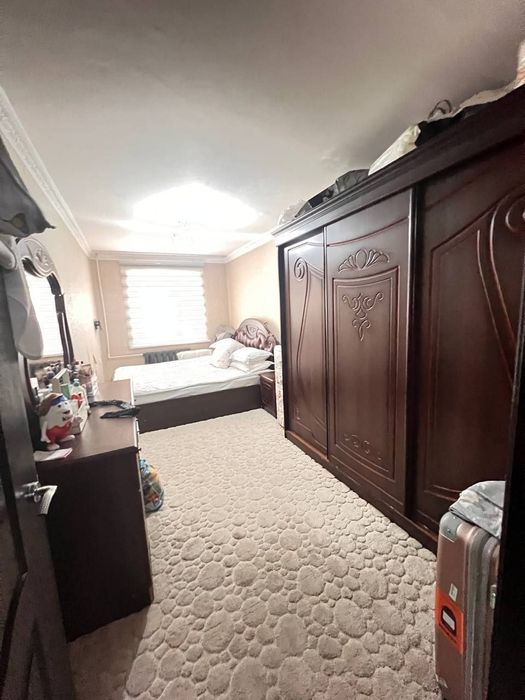 *3 ком/ 1 этаж/ 4 этажка. Кирпичный дом. Ор-р кафе Олмос