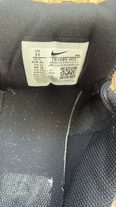 Маратонки Nike Revolution 7
