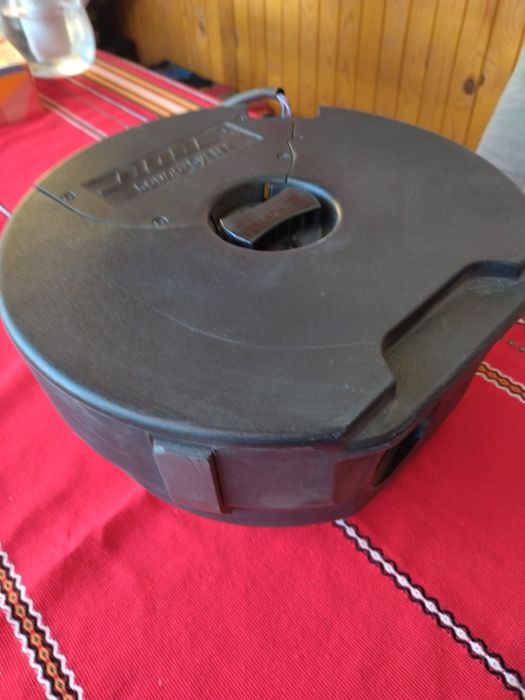 Субуфер BOSE,подходящ за автомобил