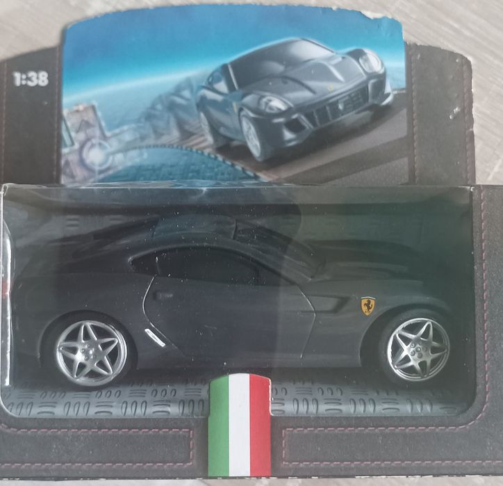 Нови колички Ферари